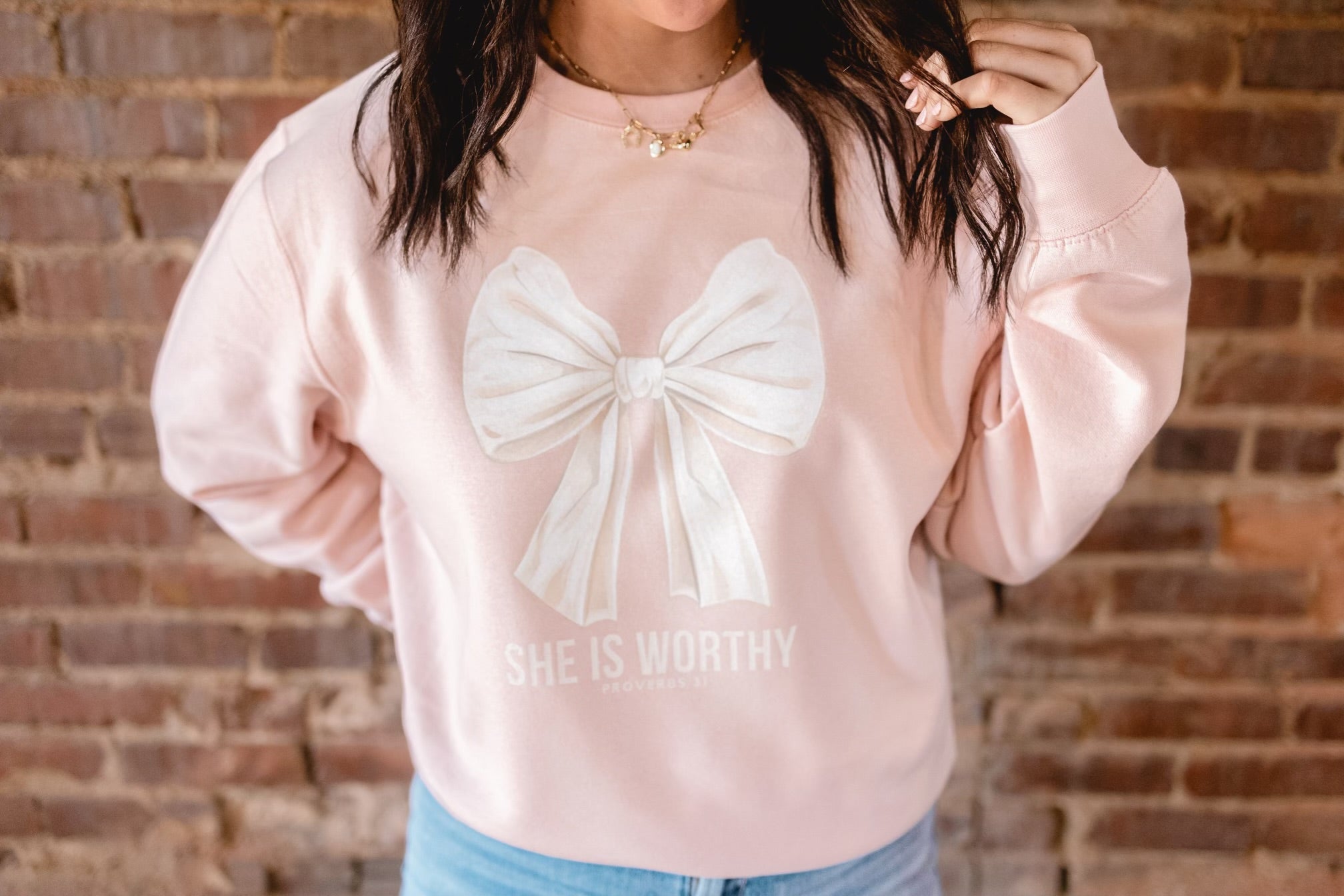 She is Worthy Graphic sweatshirt